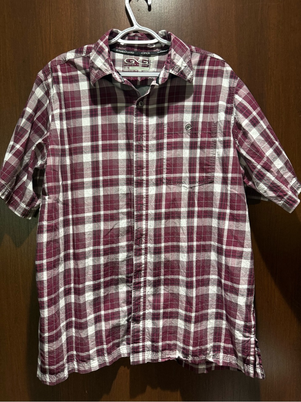 GameGuard - A&M Men's Burgundy and White Plaid Short-Sleeve Button-Up Shirt